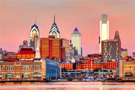 Free things to in philadelphia. TYPE. 1 to 2 hours. TIME TO SPEND. No matter your interests or intentions for a visit to Philadelphia, the Liberty Bell is a must-see. This 2,080-pound piece of history was once mounted in the ... 