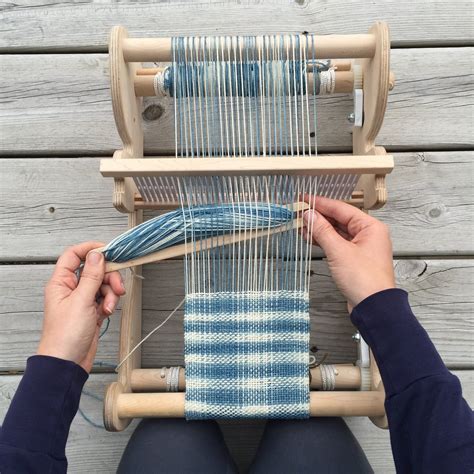 Free weaving patterns rigid heddle.  Sep 7, 2022 · Choosing your first rigid heddle...