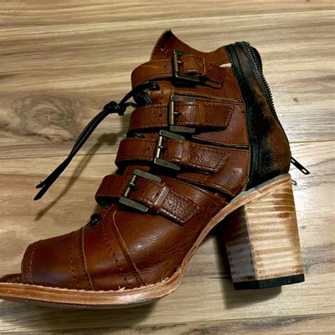 Freebird Braeden Boots Brown Size 8 Buckle Amkle Straps Peep …