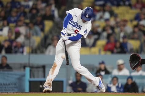 Freeman leads Dodgers against the Nationals after 4-hit outing