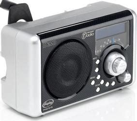 Freeplay Devo DAB Digital Radio - wind up torch