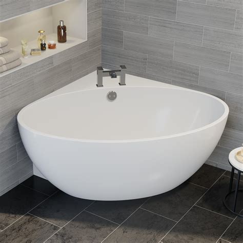 Freestanding corner tub. Max left corner freestanding acrylic bathtub is available in 2 sizes: 1500mm & 1700mm. Constructed with a stainless steel frame and adjustable feet, ... 