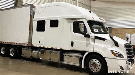 Freightliner Cascadia One Box Price