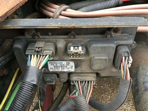 I have a 2017 Freightliner m2 106 with a Cummins diesel 6.7 L that does not communicate I found the communication module at the right side of the dash that contains the good resistor I check all the data lines to each of the modules Dash, ABS, Bulkhead, Transmission, and Engine module and are good. ... If you look at the diagram …. 
