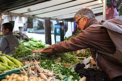French Cooking Class with Market Visit