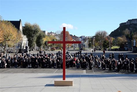 French church abuse victims get reparations, and recognition