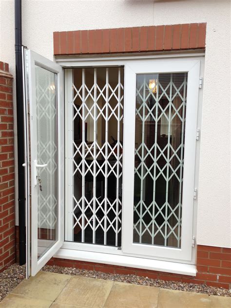 French door security. The Price of French Doors. According to myjobquote.co.uk, the cost of a uPVC French door is between £700 and £900, with solid oak options costing around double, and Aluminium French doors sitting between those at around £1000. On top of this, the installation costs will be around £300. For the cheapest option, you’ll therefore be … 