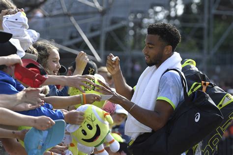 French teenager Arthur Fils wins clay-court tuneup title ahead of French Open