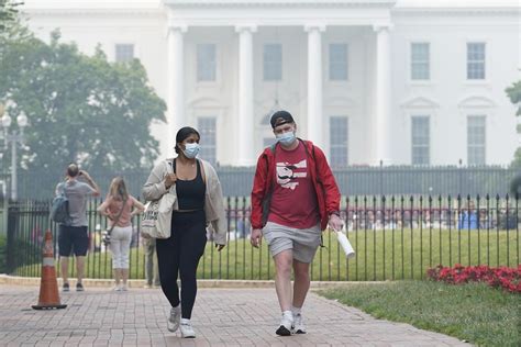 Fresh D.C. breeze eases atmospheric angst as Canadian smoke chokes U.S. capital