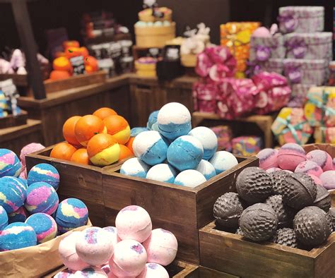Fresh handmade cosmetics lush. cosmetics. 100%. vegetarian. Ethical. buying. Handmade. with love. Inventors of the bath bomb and the home of bath art. We're here to create a cosmetics revolution and leave the world lusher than we found it. 