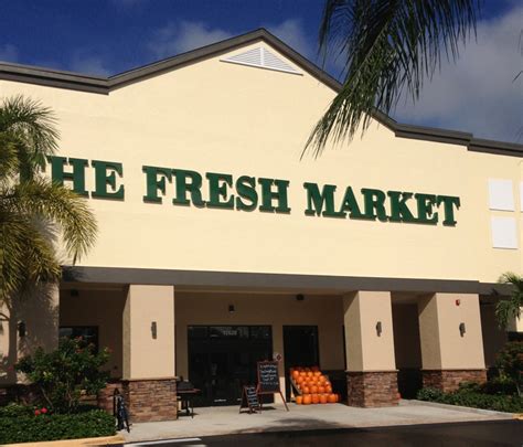 The Fresh Market is a specialty grocery store offering easy meals and delicious fresh foods, including exceptional meat & seafood, premium fresh produce, signature baked goods and deli platters for any occasion.. 