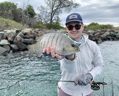 Freshwater 112 REGULAR FEATURES Fly fishing for luderick