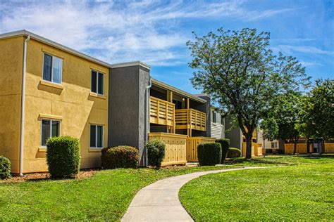 Fresno california apartments. See all available apartments for rent at Cedar Springs Apartments in Fresno, CA. Cedar Springs Apartments has rental units ranging from 440-852 sq ft starting at $1075. 