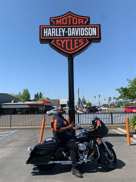 Fresno Harley-Davidson 4345 West Shaw Avenue Fresno, C