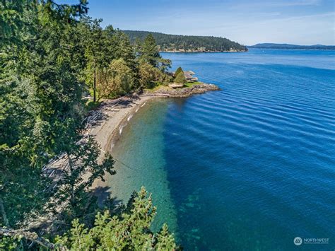 Friday harbor real estate. 246 Sanctuary Ln, San Juan Island, WA 98250 is for sale. View 38 photos of this 3 bed, 2 bath, 4454 sqft. single family home with a list price of $3333000. 