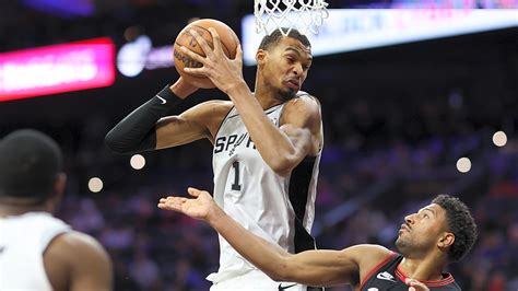 Friend missing from club after update