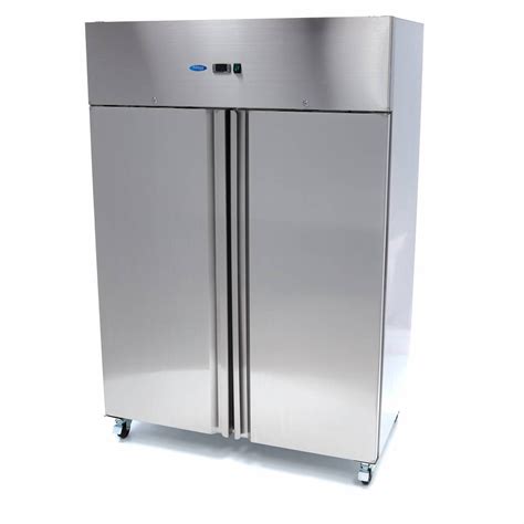 Frigider de inox. .  <a href=https://dynamic-solution.mandar.tech/nuzvp8kcy...