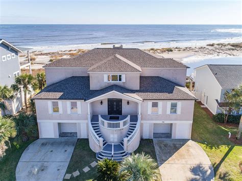 Fripp island homes for sale. The listing broker’s offer of compensation is made only to participants of the MLS where the listing is filed. Zillow has 9 photos of this $371,900 2 beds, 2 baths, 940 Square Feet townhouse home located at 176 Beach Club Villa, Fripp Island, SC 29920 built in 1983. MLS #442642. 