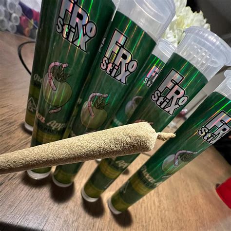 Dip N Stix is a sativa-dominant weed strain made from a genetic 