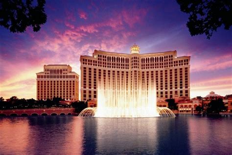 From Red Rock to the Bellagio, the top 10 Las Vegas attractions offer an eclectic array