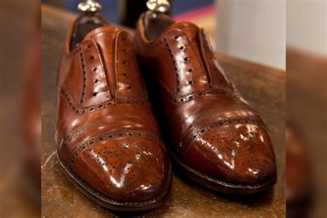 The Art of Shoe Revival: Exploring the Magic of Repairing Footwear