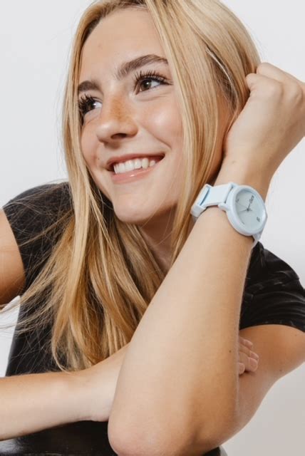 From Waste to Wrist: Flex Watches’ Eco-Friendly Ocean Plastic Timepiece
