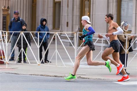 From photographing Chicago marathon to running for the 7th year in a row