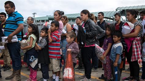 From the Border to Chicago: 25% of new arrivals are children
