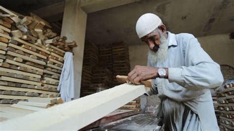 From timber to sixer: How a Pakistani bat …