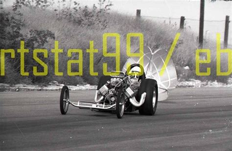 Front Engine Dragster w/ Parachute - Vintage Racing Negative