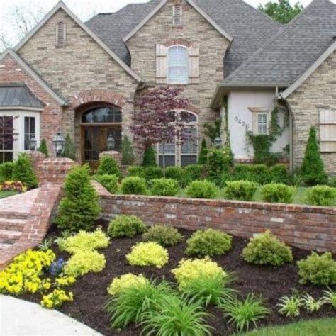 Front Of House Flower Bed Landscaping Ideas