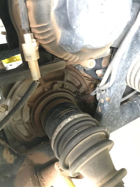 Benny@77 Discussion starter. 16 posts · Joined 2021. #1 · Mar 14, 2022. Changed my rear and front diff today noticed that my front diff drain plug is leaking fluid it doesn't seem like it's over tighten it's the second time it gets changed first time dealership changed it the drain plug did seem very lose when I was going to remove it .... 