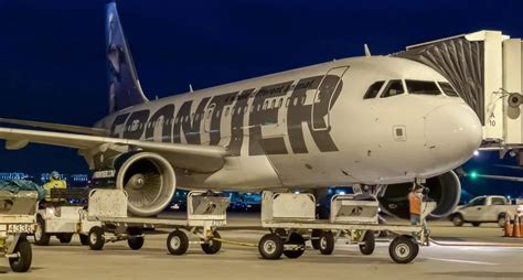 Frontier Airlines accidentally flies 16-year-old to Puerto Rico instead of Ohio: 'Help me please'