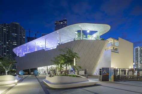 Frost museum. Completed in 2017 in Miami, United States. Images by Grimshaw Architects, Rafael Gamo, Chad Baumer. The exciting 250,000 square foot Phillip and Patricia Frost Museum of Science (Frost Science) in ... 