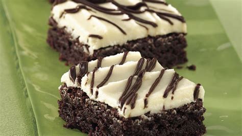 Frosted Irish Cream Brownies Recipe - Pillsbury.com