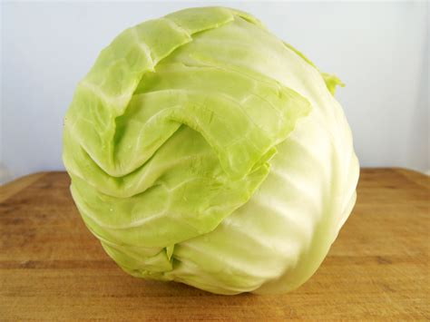 Frozen cabbage. To steam frozen cabbage, place it in a steamer basket and place the basket in a pot of boiling water.Steam the cabbage for 8-10 minutes, or until it is soft. Once the cabbage is cooked, you can make the cabbage rolls. To make the rolls, you will need:-1 pound ground beef-1/2 cup uncooked white rice 