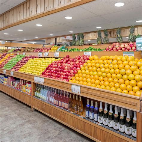 Fruit center hingham. Fruit Center Marketplace: FResh Fruit and Vegtables - See 31 traveler reviews, 5 candid photos, and great deals for Hingham, MA, at Tripadvisor. 