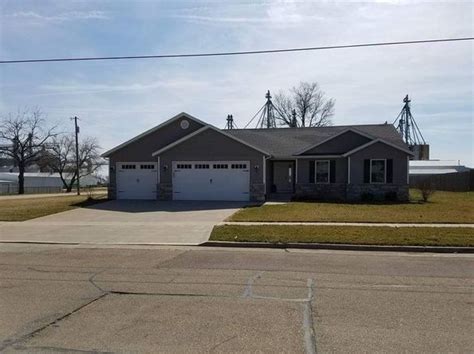 624 sqft. - House for sale. 4 days on Zillow