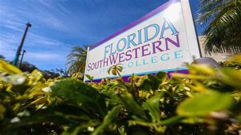 Fsw university. About Florida SouthWestern State College. With the first students admitted to then Edison Junior College in the fall of 1962, the college continues to provide students with the opportunity to fulfill their professional goals. On July 1, 2014, the college was renamed Florida SouthWestern State College (FSW). The college offers Associate in Arts ... 