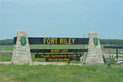 Ft riley. The Fort Riley Base Map service containins layers including the installation boundary, maneuver and training area boundaries, live fire ranges, and surface hydrology features. The boundary of the nearby Konza Prairie Biological Station is also included. Note: Click on Item Link to go to complete item details. 