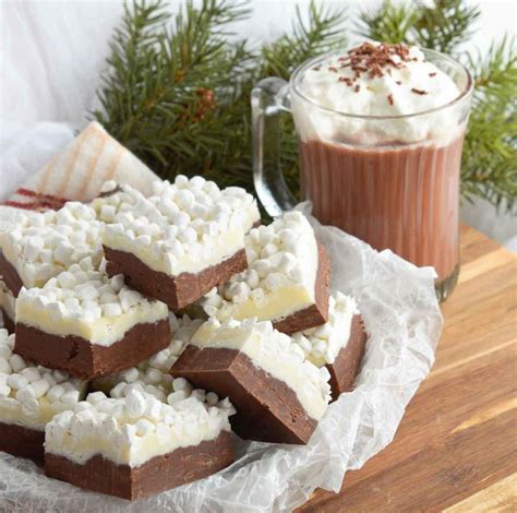 Fudge  tillsammans choklad  samt marshmallows  liksom  existerar  mjuk  samt smälter  inom munnen!