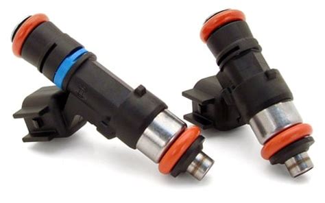 Fuel injector connection. Bosch Fuel Injectors, flow rates & injector connectors. Bosch fuel injectors have broad market coverage for both OE and after market applications. Fuel injector performance can be affected by particles as little as 10 microns (0.01mm). The main causes of fuel injector wear or failure is contamination of the fuel system. 