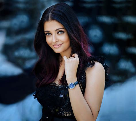 Full biography of aishwarya rai