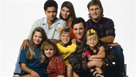 Full house house. Full House is an American television sitcom created by Jeff Franklin for ABC. The show is about widowed father Danny Tanner who enlists his brother-in-law Jesse Katsopolis and childhood best friend Joey Gladstone to help raise his three daughters, eldest Donna Jo Margaret ( D.J. for short), middle child Stephanie and youngest Michelle in his ... 