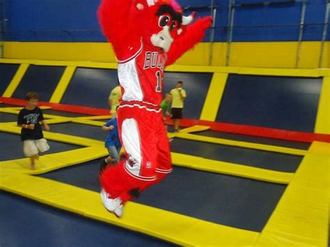 Fun Trampoline Parks Around Chicago - tinybeans.com