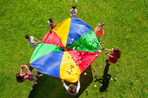 Fun outdoor activities. 15 Fun Outdoor Team Building Activities · 1. Kite Flying. Kite Flying is an exciting and fun way to create a nostalgic feeling among employees. · 2. Treasure ... 