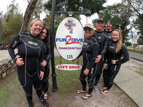 Fun 2 Dive Manatee Tours is a professional Manatee Eco-Tour guide service that has been guiding snorkelers and swimmers from all over the world into the Crystal River National Wildlife since 1995. . Fun2dive