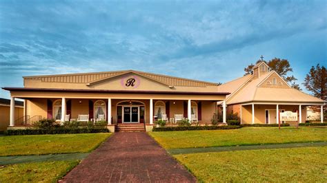 Funeral home oakdale. .  ...