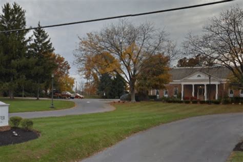 J.L. Davis Funeral Home, Smithsburg, Maryland. 524 lik