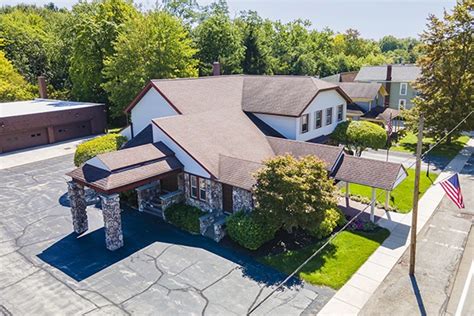 Funeral homes austintown ohio.  Read Lane Funeral Home - Austintown Chap...